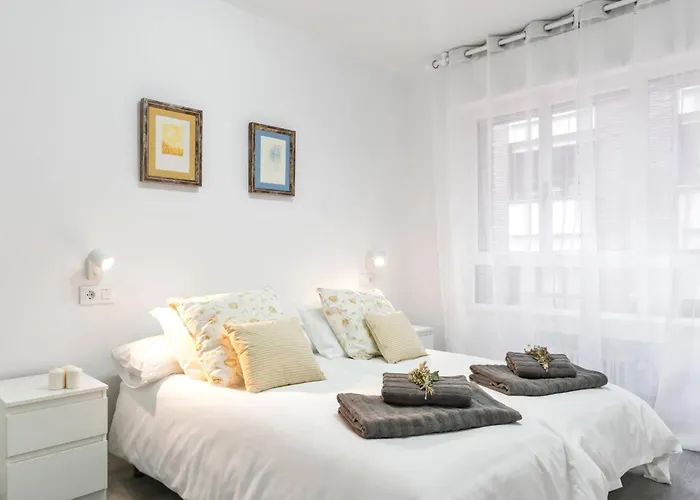 Marques De Urquijo *