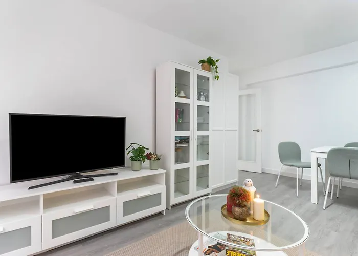 Marques De Urquijo Apartment