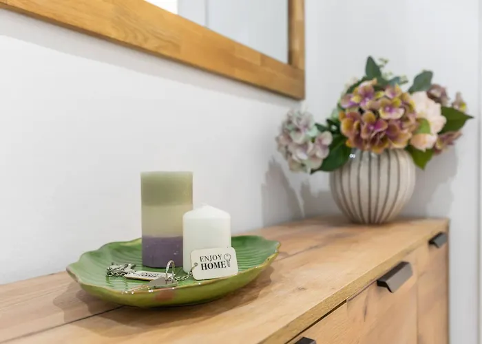 Marques De Urquijo *